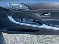BMW 6 SERIES