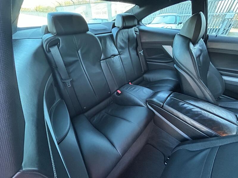 BMW 6 SERIES