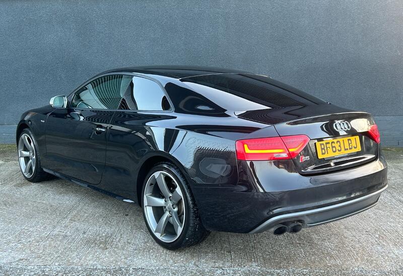 AUDI S5