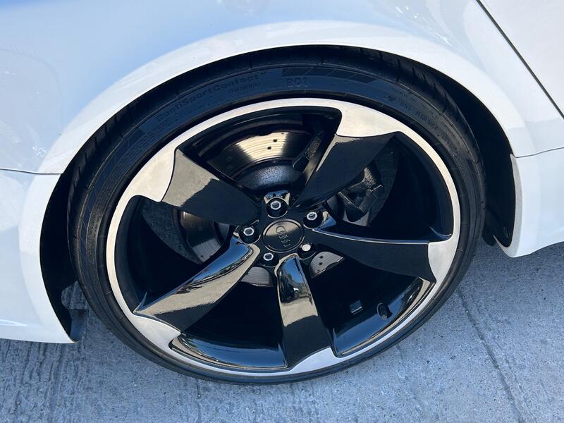 AUDI RS4