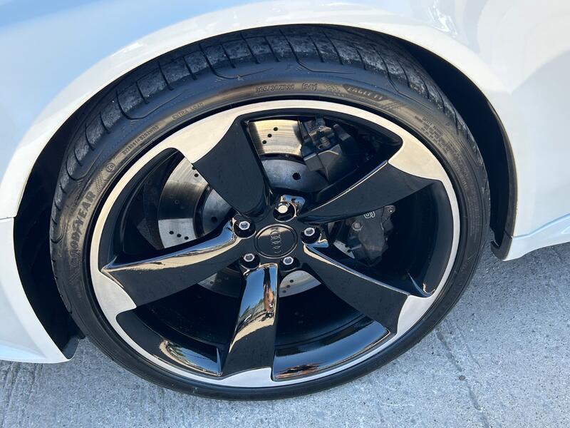 AUDI RS4
