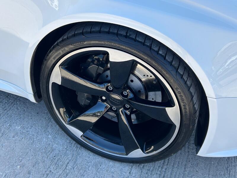 AUDI RS4