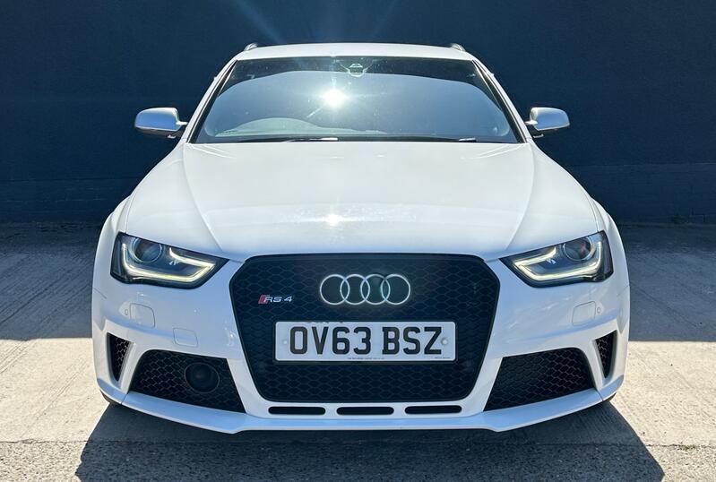 AUDI RS4
