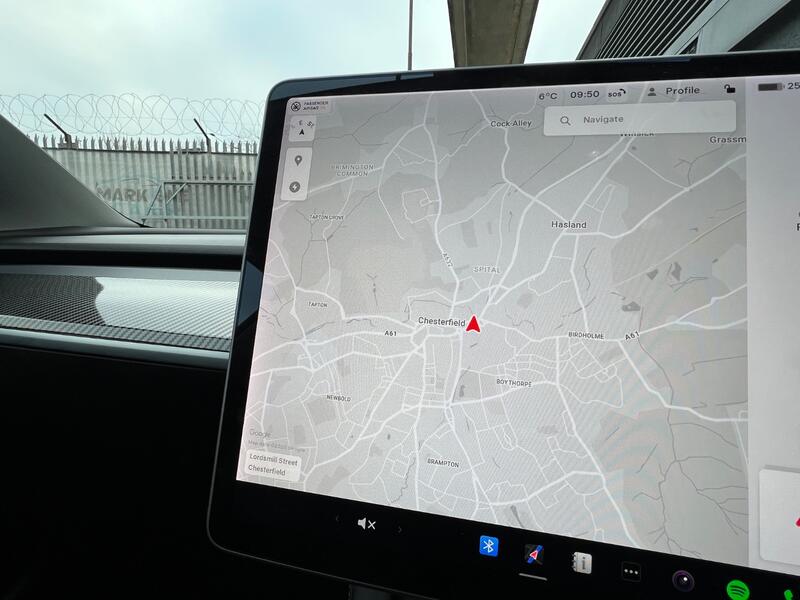 TESLA MODEL 3