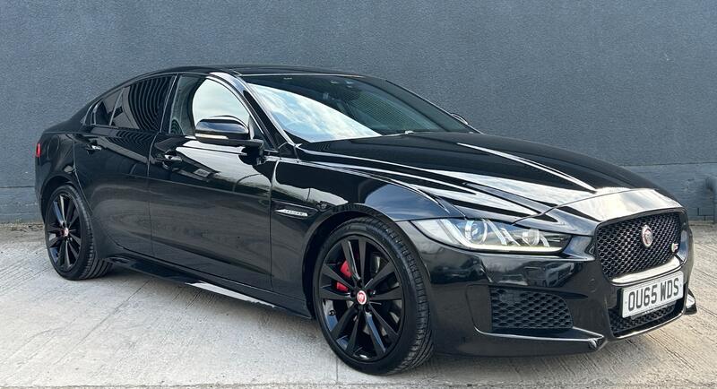 JAGUAR XE