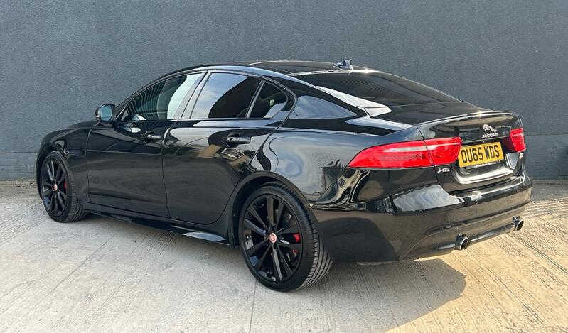 JAGUAR XE