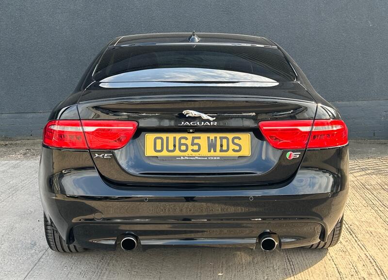 JAGUAR XE