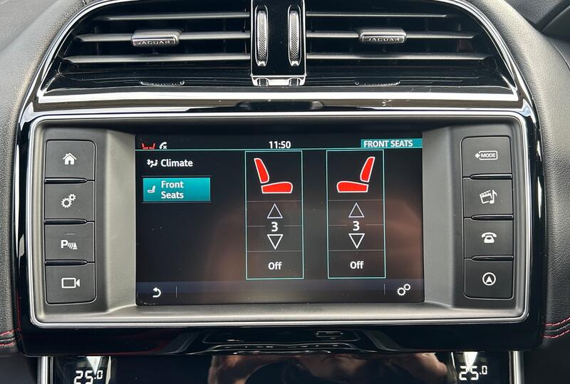 JAGUAR XE