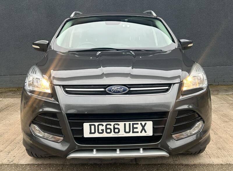 FORD KUGA