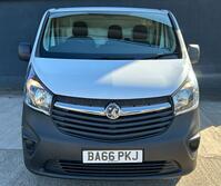 VAUXHALL VIVARO