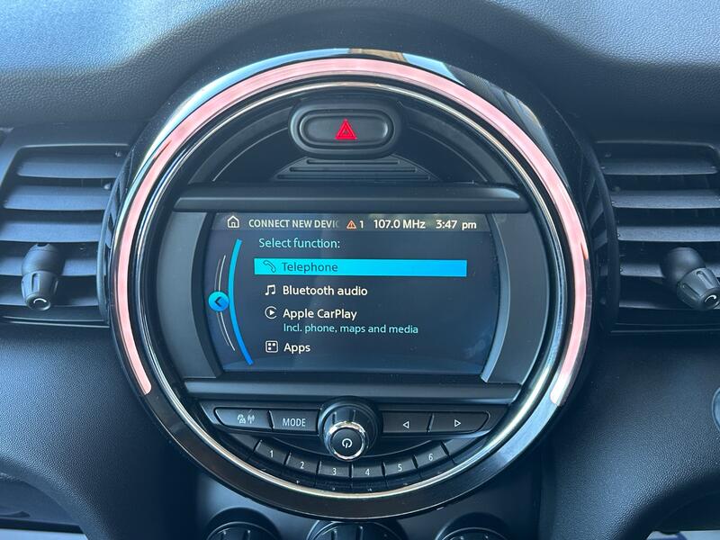 MINI HATCH