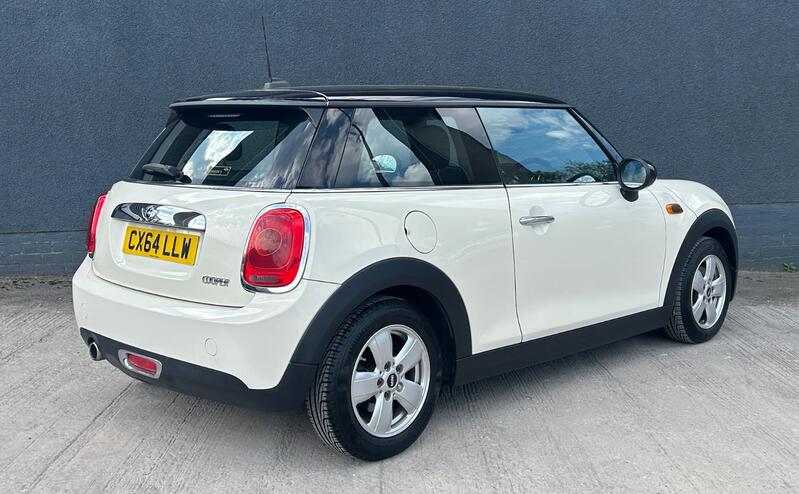 MINI HATCH