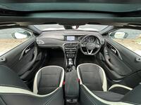 INFINITI Q30