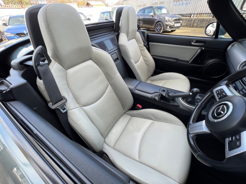 MAZDA MX-5
